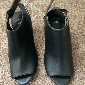 New gap black wedge heel booties
